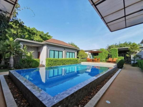 Отель BaanMee Phuket SHA Plus  Чалонг 
